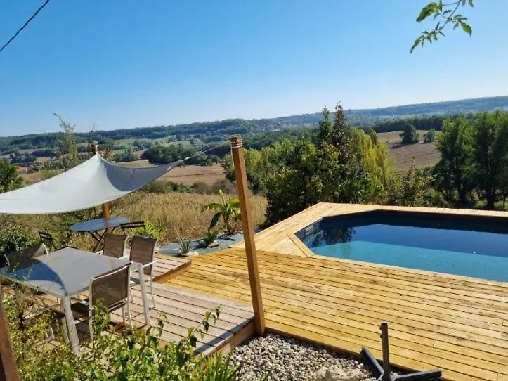 Holiday home Gite Avec Piscine Vue Sur Montcuq Saint-Daunes France